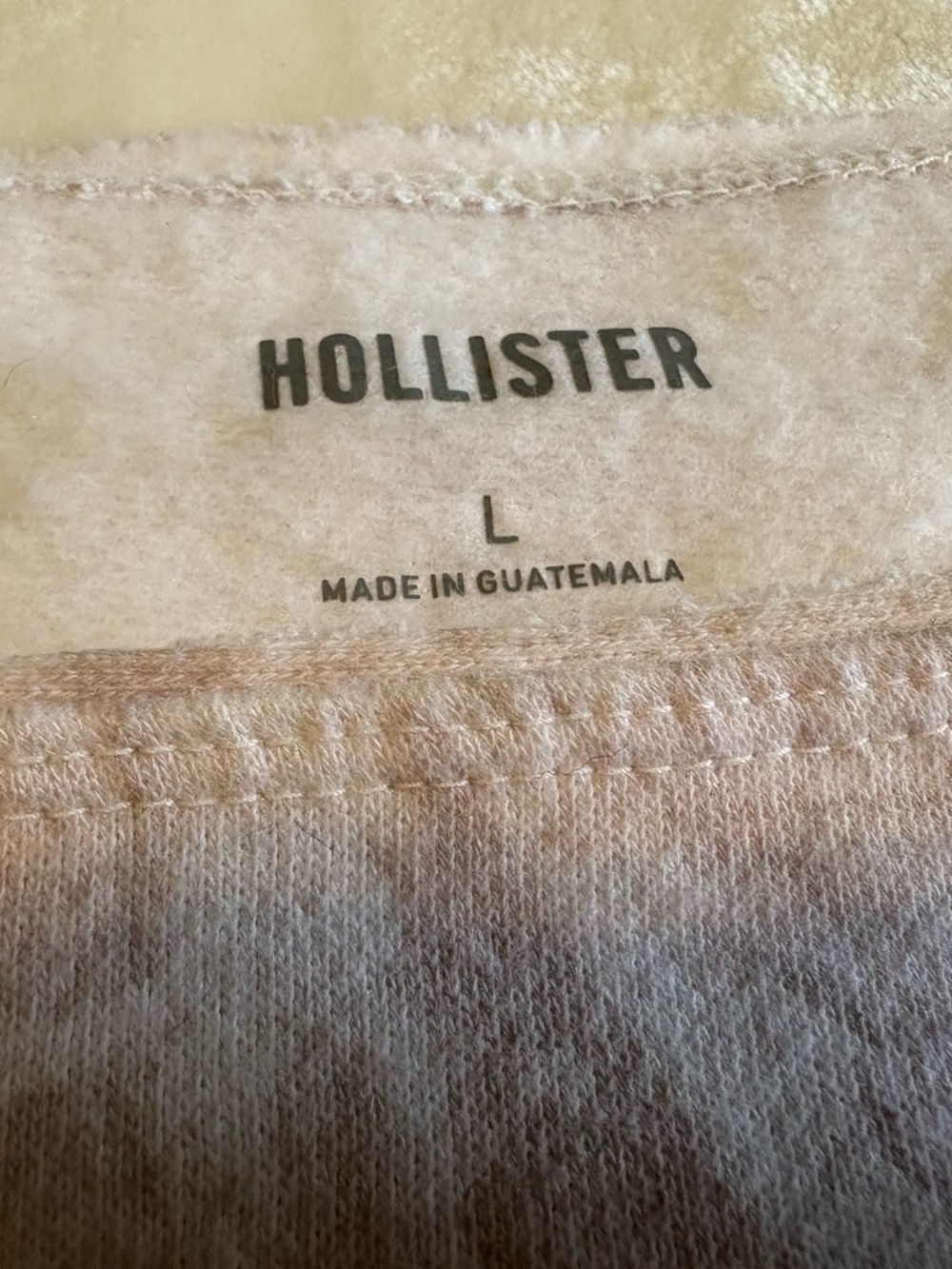HOLLISTER Off Shoulder Camo Sweatshirt large L Cropped soft Pink Pullover cozy - Picture 2 of 8
